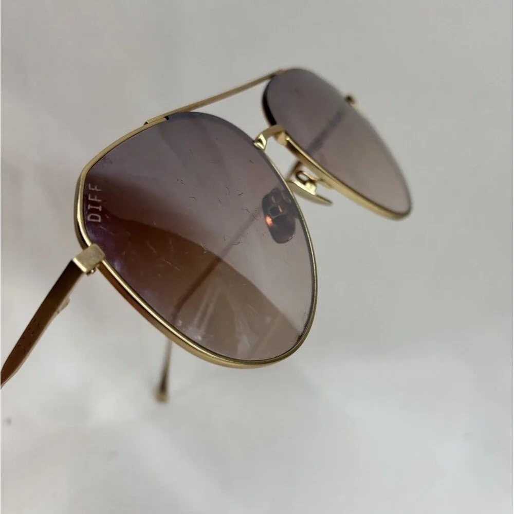 DIFF Eyewear Sunglasses Aviator Gold Frame Gradient Brown Lens Unisex